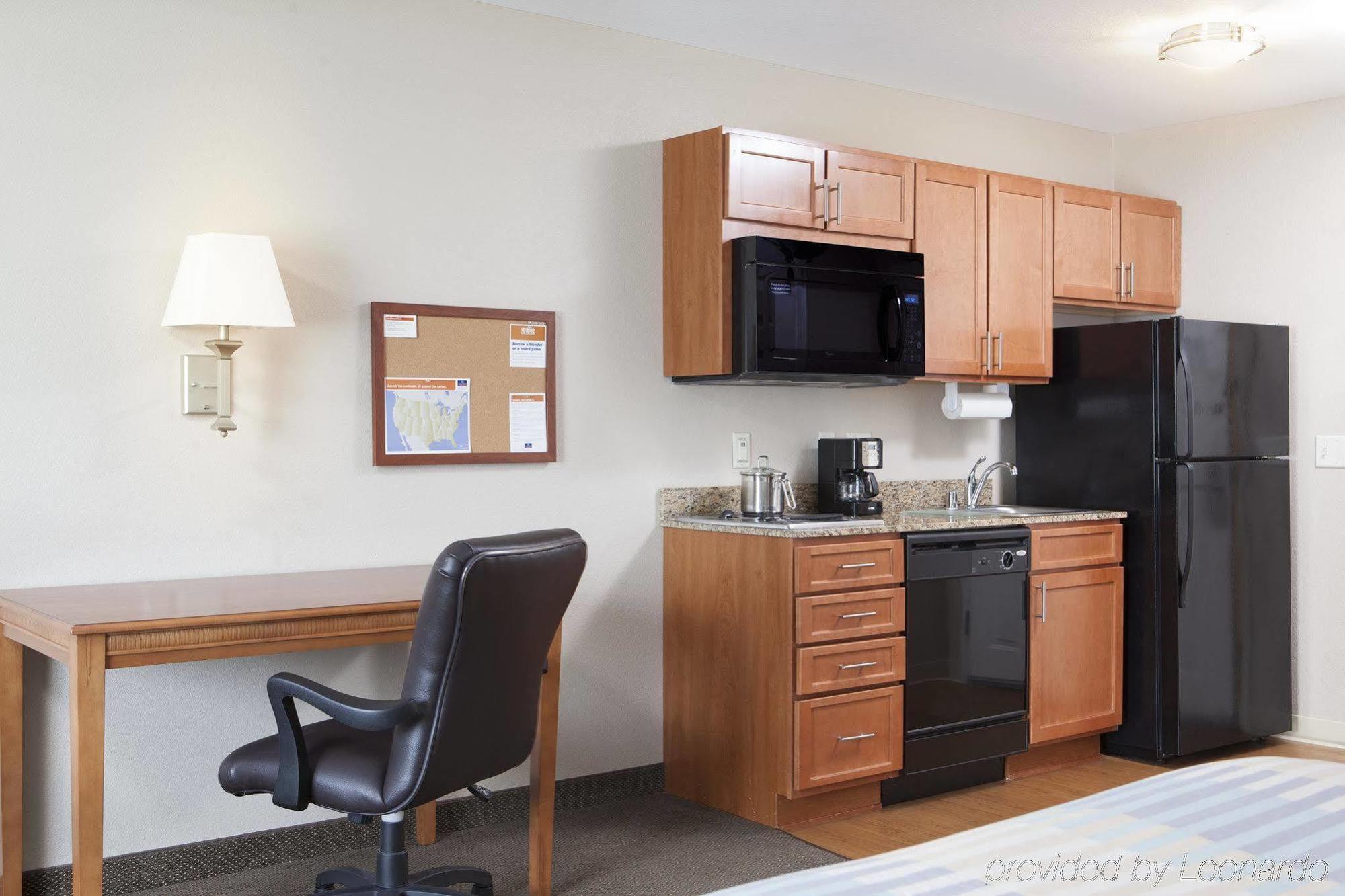 C&lewood Hotel 2*