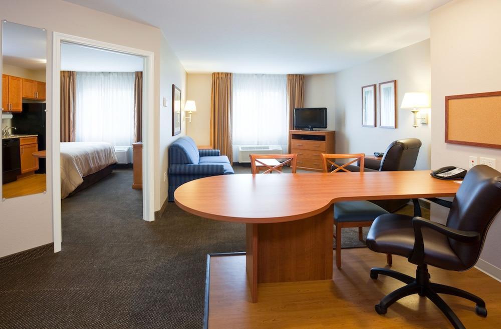 Candlewood By Ihg